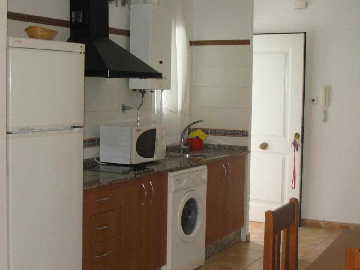 Apartamentos Perez Zara Conil De La Frontera Room photo
