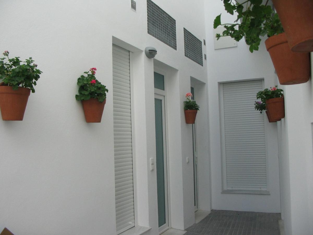 Apartamentos Perez Zara Conil De La Frontera Room photo